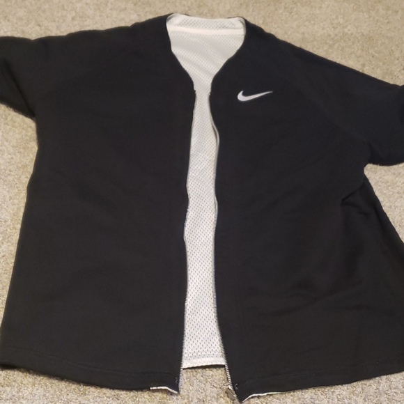 nikelab baseball top